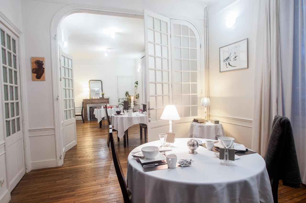 Bed and Breakfast Au Fil De Troyes Sainte-Savine Exterior foto